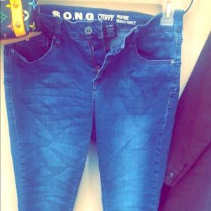 S.O.N.G Curvy High Rise Skinny Ankle